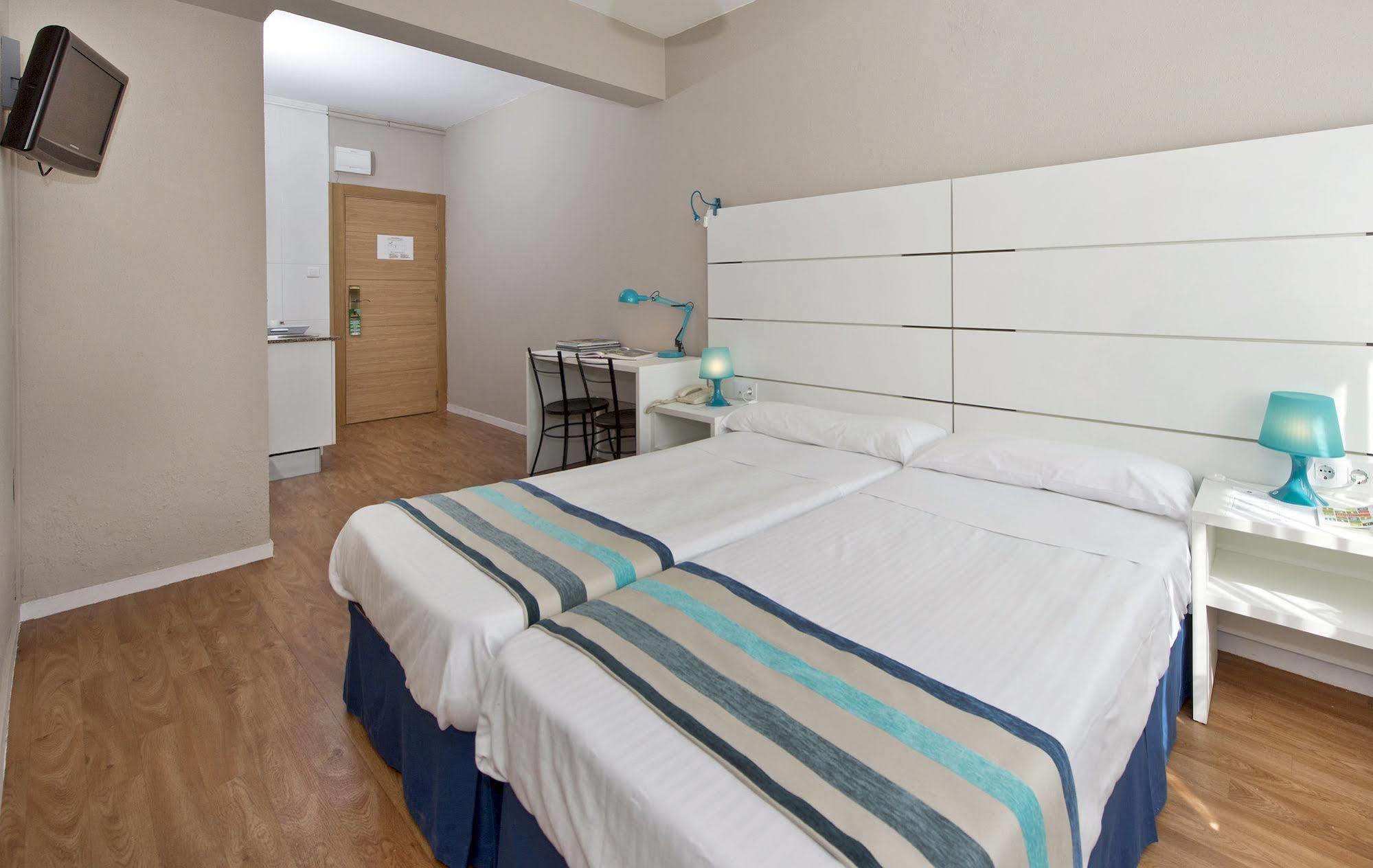 Estudios Aranzazu Santander Extérieur photo